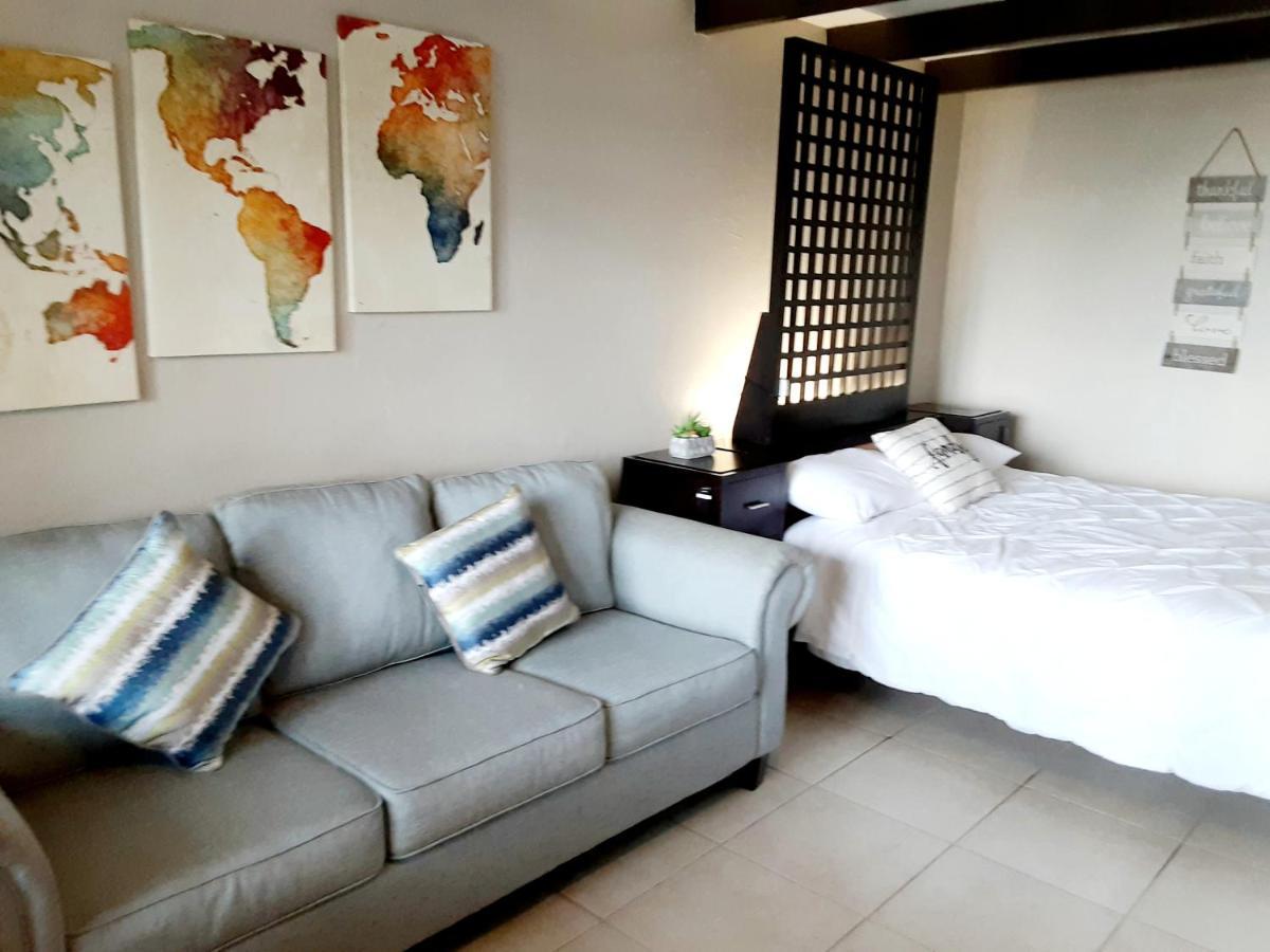 Charming One Bedroom Resort-Style Studio With Pool And Beach Access Ruskin Kültér fotó